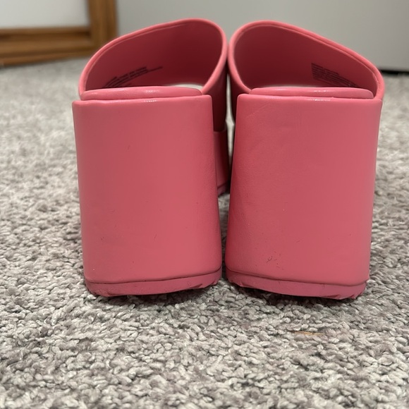 BP. Hot pink wedges - Picture 3 of 6